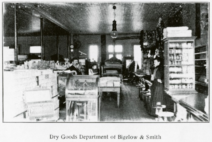 29_1897_souvenir_intelligencer_bigelow_smith_dry_goods_interior.jpg